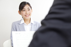部下や後輩を育成するためには、ティーチングとコーチングの2つのバランスが大切です